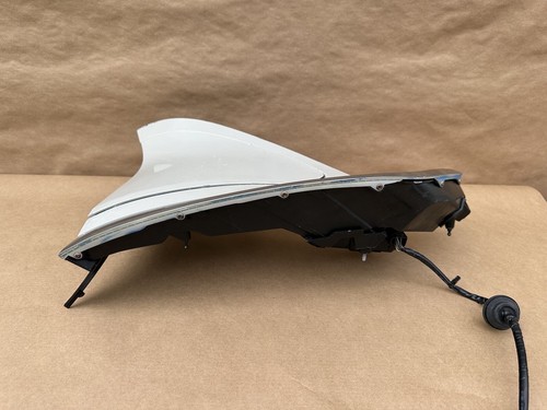 2021-2024 Kia EV6 OEM Charging Port Door Cover Lid Assembly - 第 7/22 張圖片