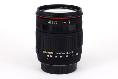 Sigma 18-200 mm f/3.5-6.3 DC Reisezoom für Sony Alpha DSLR / SLT - Guter Zust.