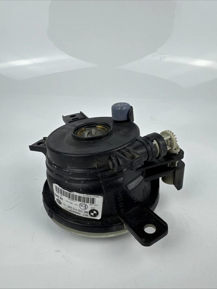 Faro antiniebla delantero izquierdo lado del conductor BMW X1 12-15 2993525 OEM Foto 4 de 4
