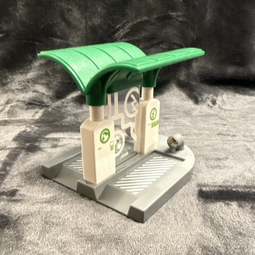 RARE BRIO Charging Station for Wooden Train Railway Track BARELY USED