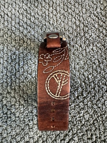 Fossil Womens Watch WB4075 Brown Leather Band Peace Sign Purple Dial New Battery - Picture 5 of 6