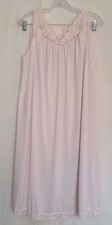 SHADOWLINE Soft Pink Nylon Nightgown EMBROIDERED Lace Trim PLEATED Women's Large