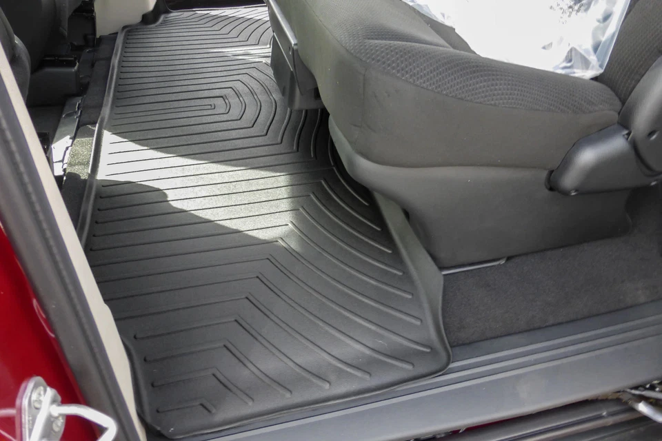 Forro de piso WeatherTech para Dodge Grand Caravan 2013-2020 - segunda fila, negro Foto 2 de 4