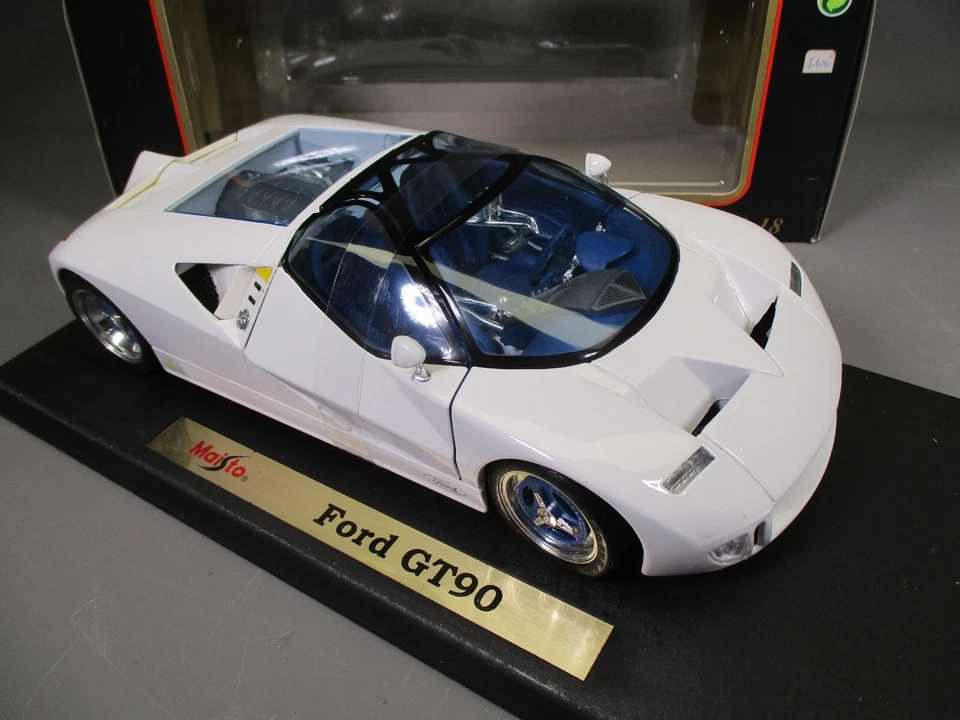 AX316 MAISTO SPECIAL EDITION 1/18 1:18 FORD GT90 REF 31827 BLANC - Photo 3/4