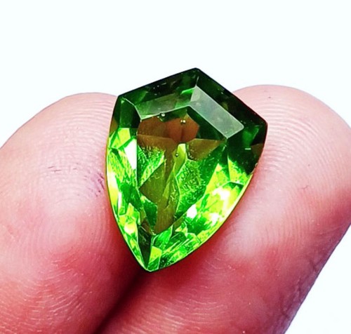 Natural Green Peridot 9.90 Ct CERTIFIED Loose Gemstone With Free Gift - Picture 4 of 7