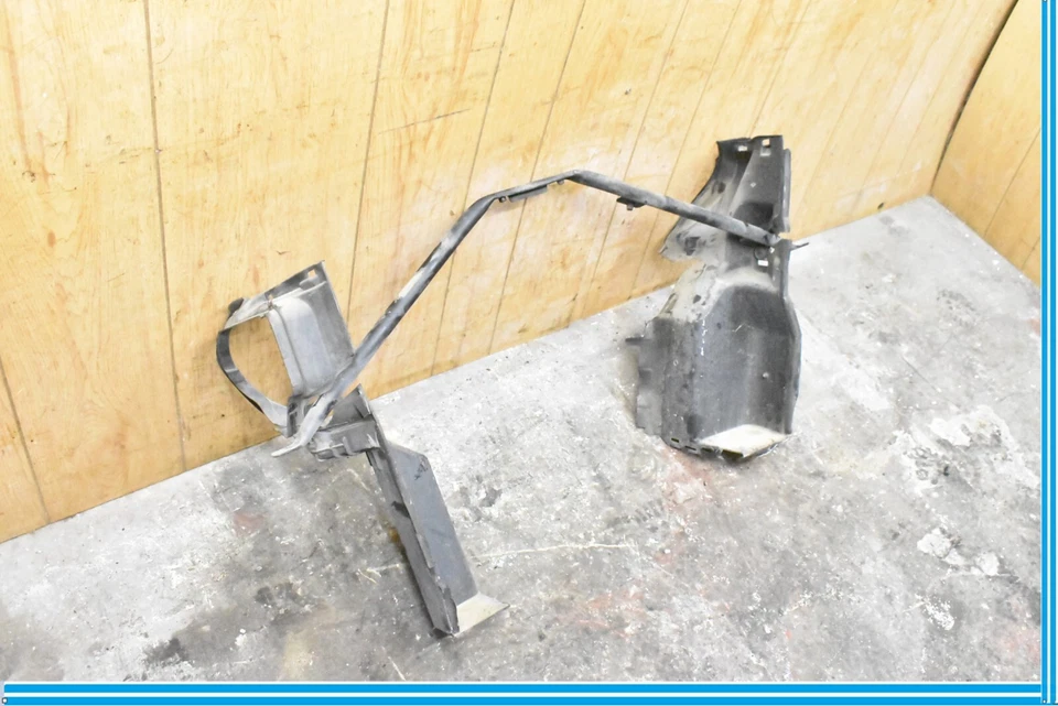 2004-2005 BMW 645CI - Front Frame / HOOD Latch V-Support Reinforcement BAR - Image 2 of 4