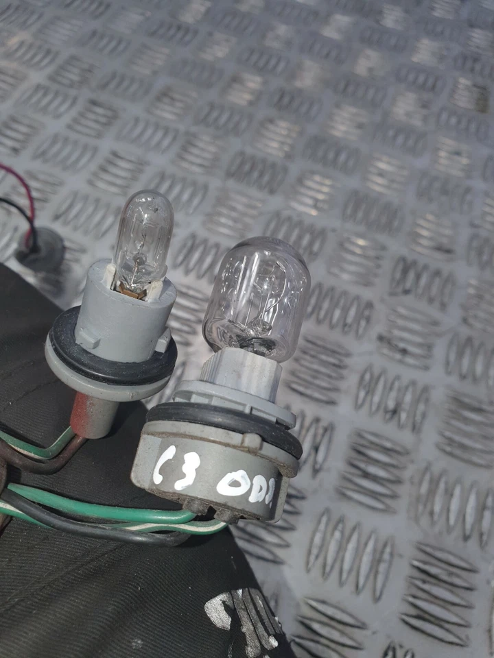 MITSUBISHI LANCER SPORT REAR BULB LOOM OS DRIVERS 2007 - Image 3 of 4