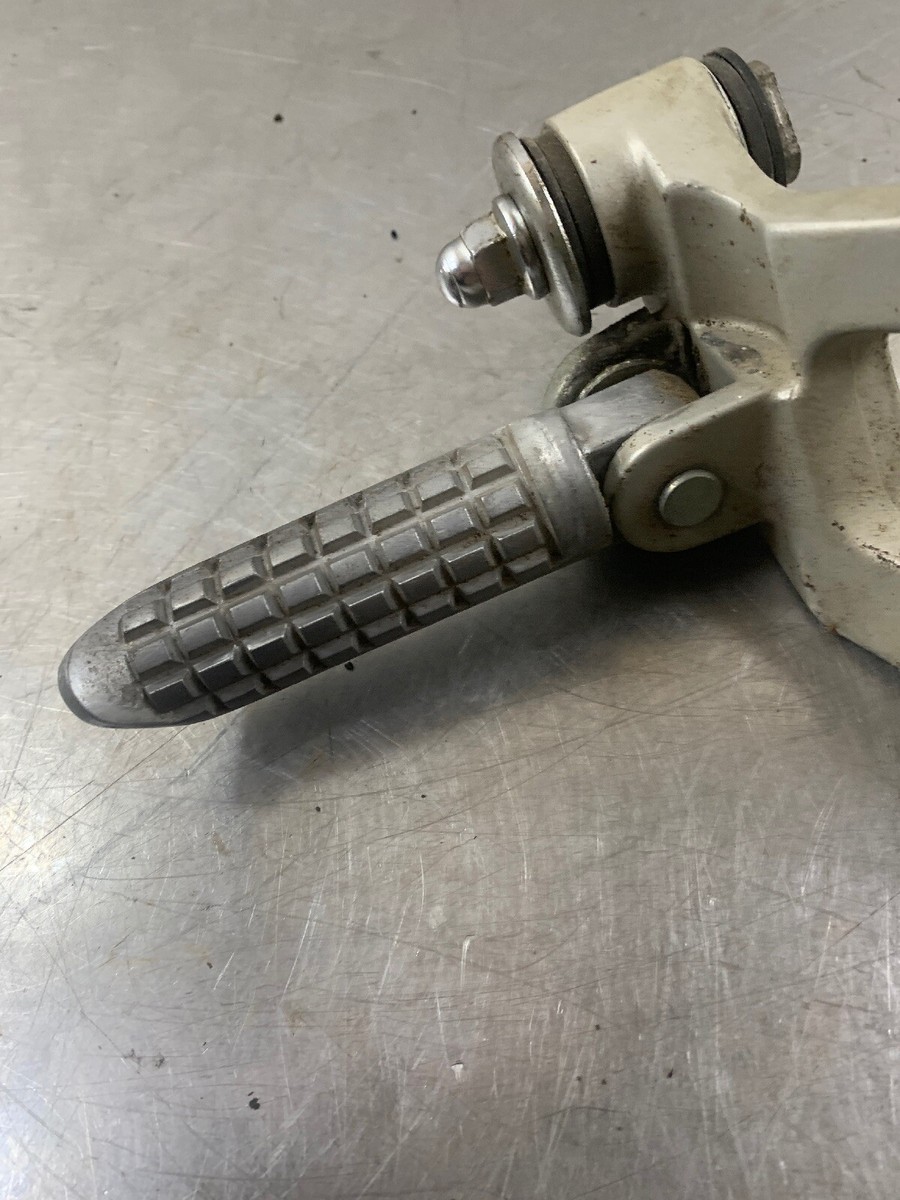 Kawasaki ZX-6 ZX6 ZX600 ZX600E 94 1994 Right Rear Footpeg Foot Peg