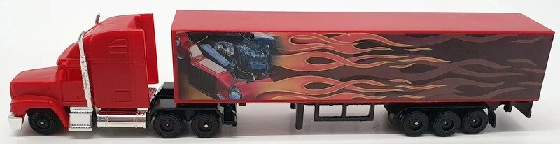 New Ray 1/72 Scale Model Truck 47993 - Transportation Truck - Image 2 of 4