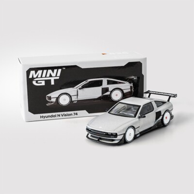 MINI GT 1/64 ヒョンデ RN22e Hyundai N Vision 74 + N RN22e Diecast Car Mini GT 1:64 Scale