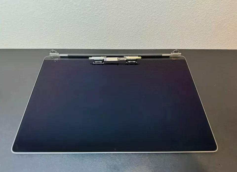 Genuine Apple LCD Screen Assembly 16inch MacBook Pro A2141 2019 Replacement Gray - Image 4 of 4