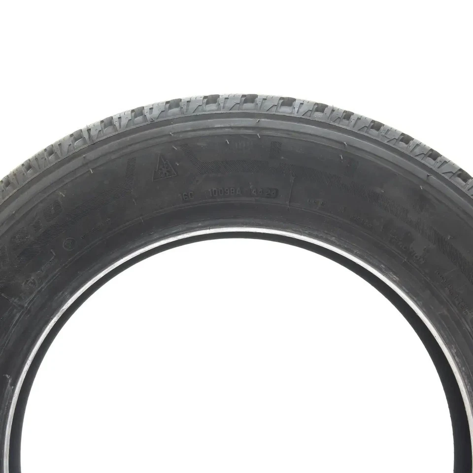 Winterreifen Bridgestone Blizzak W810 215/60 R17 C 104/102H DOT24 DEMO 1Stk - Bild 3 von 4