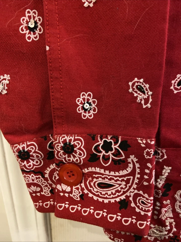 Chaqueta Quacker Factory Mujer Pequeña Roja Paisley Cuentas Denim Bandana Camisa Estampado Foto 4 de 4