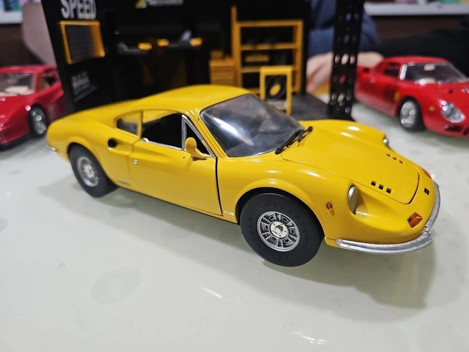 FERRARI DINO 246GT 1/18 ANSON Gialla Bellissima - Immagine 4 di 4