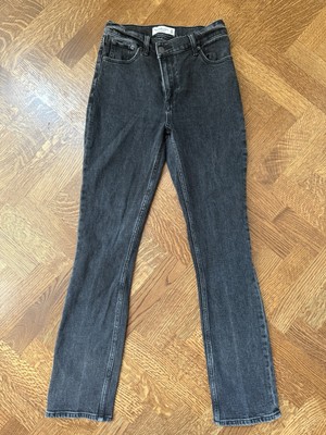 ABERCROMBIE & FITCH 90s Slim Straight Ultra High Rise Jeans Criss Cross 24 Short