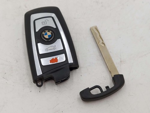 2016 BMW M4 F82 Key Remote fob 4 Button *chipped* 72K KMS - Picture 8 of 10