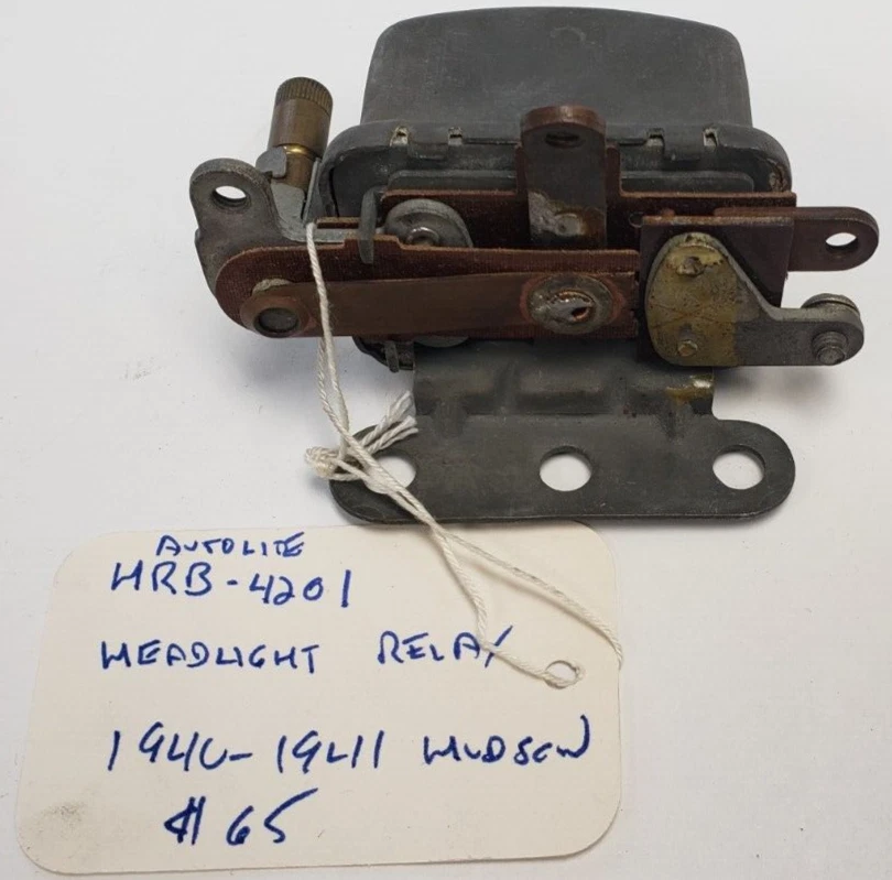 Relé de faros Hudson Deluxe Super Series 1940-1941 6V Auto-lite HRB4201 NOS. Foto 3 de 4