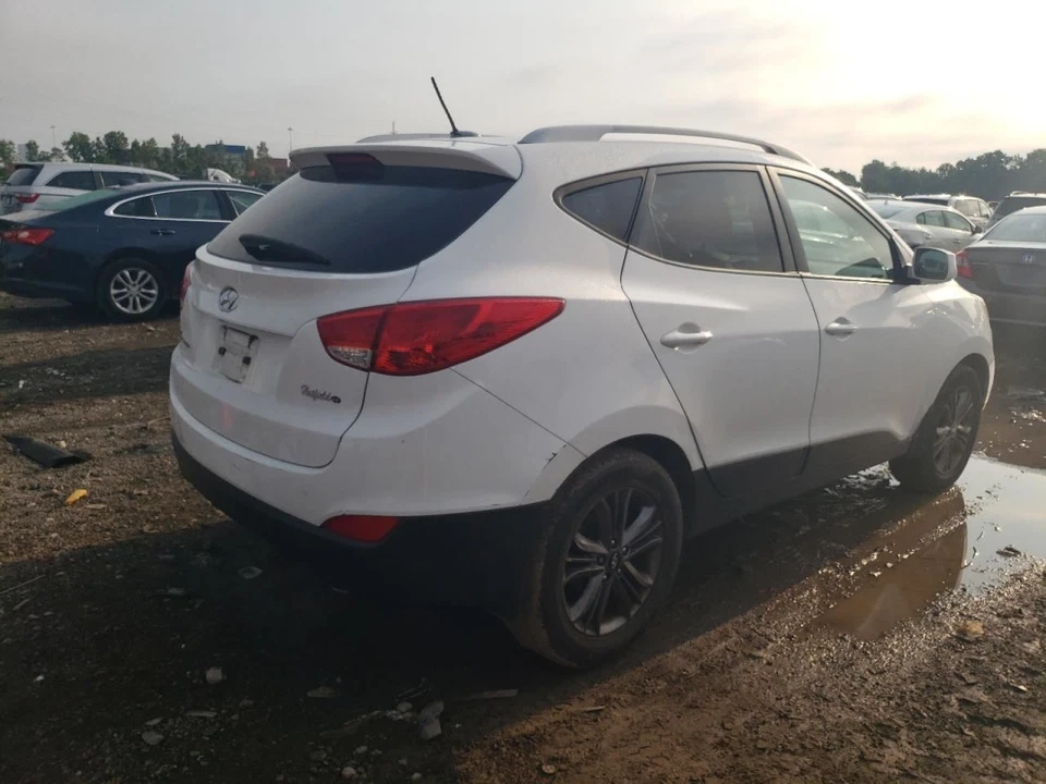 2014 Hyundai Tucson Automatic Transmission FWD 2.4L 144K Miles OEM Used - Image 4 of 4