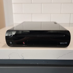 Nintendo Wii U 32GB Black Console w/ WUP-010(USA) GamePad, Pro Controller