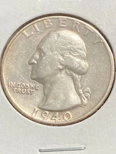 SCARCE 1940-D WASHINGTON SILVER QUARTER in VF+ - LOWER MINTAGE, SEMI-KEY DATE