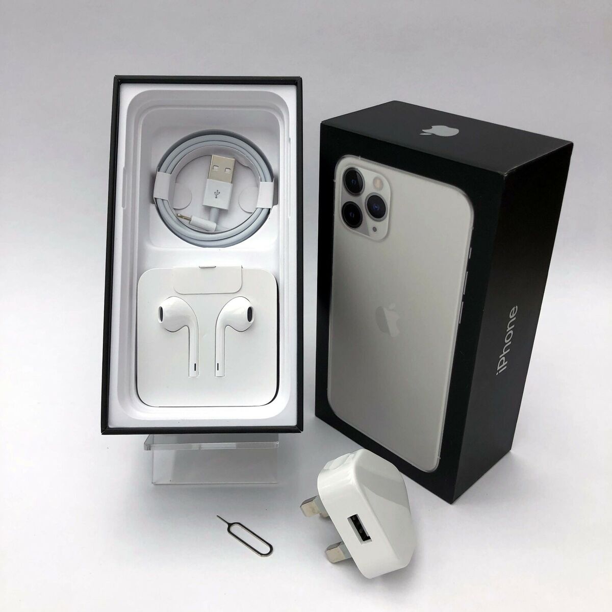 Original iPhone 11 Pro box only including ALL Accessories Original iPhone 11 Pro box only including ALL Accessories