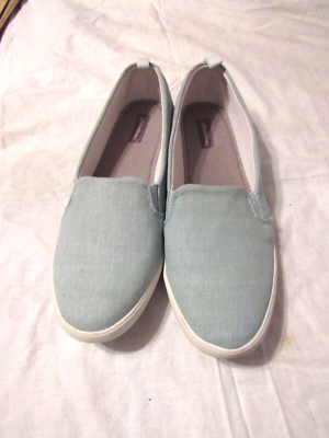 Ladies Eddie Bauer Green Slip-On Canvas Shoes Size 10