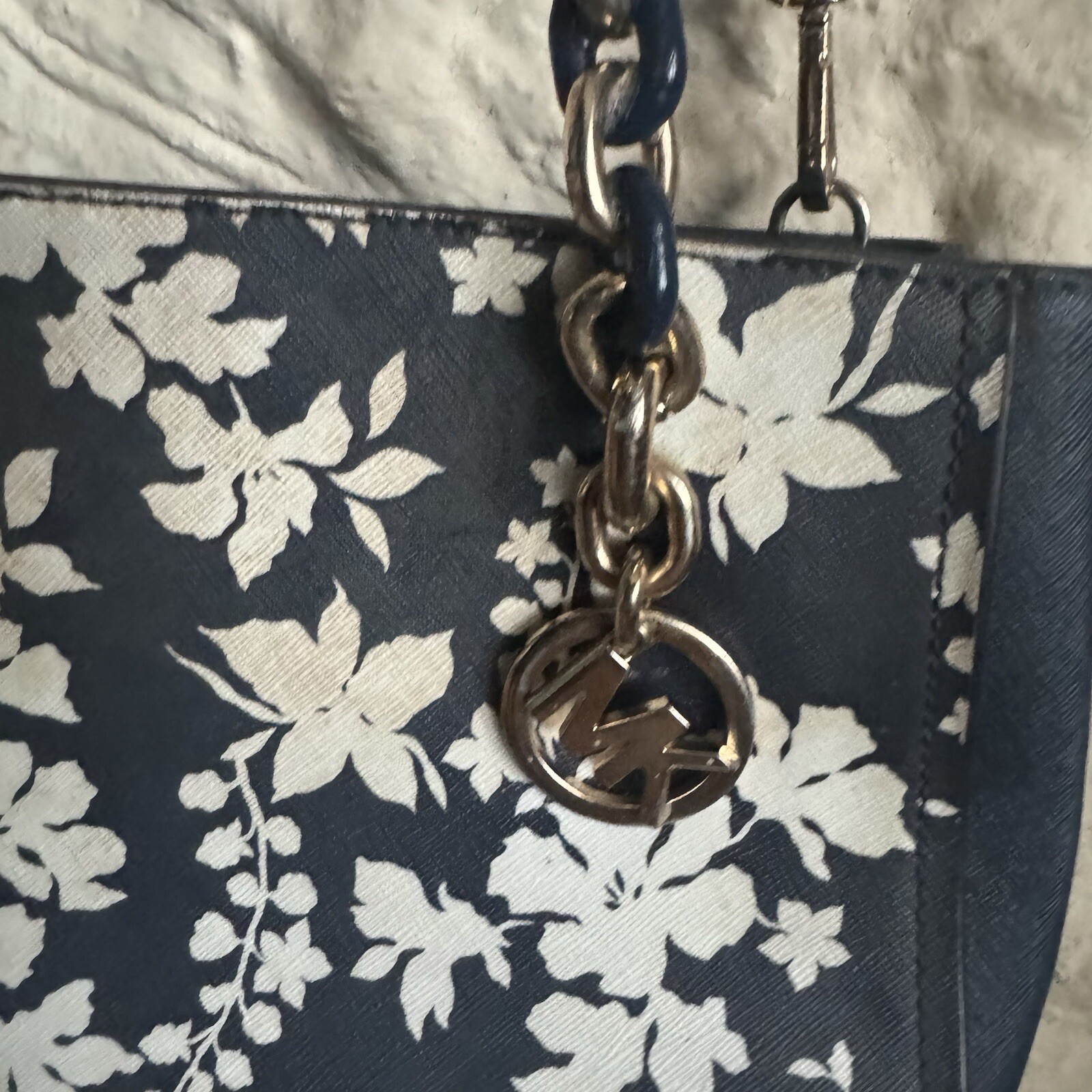 Michael Kors Sofia Medium Leather Navy Floral Cro… - image 6