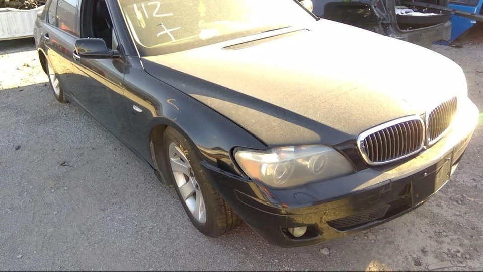 AC Compressor Fits 03-08 BMW 760i 3873423 - Image 3 of 4