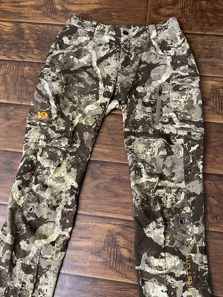 First Lite Obsidian Mens Hunting Camo Cargo Stretch Pants Size M - Image 2 of 4