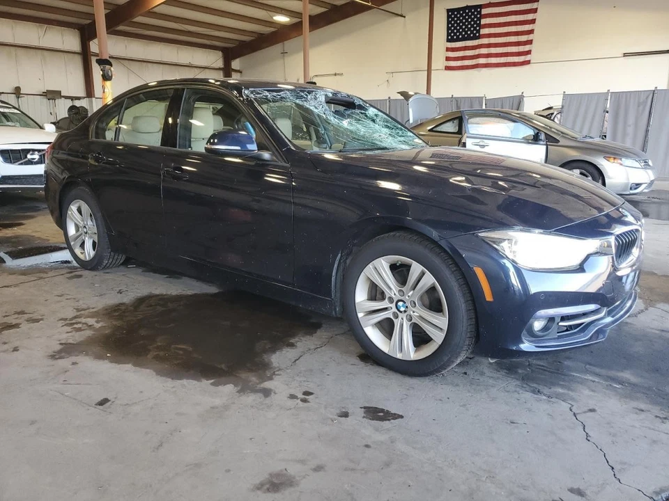 Used Washer Fluid Reservoir fits: 2016 Bmw 328I w/o headlamp washers Grade A — 第 4/4 张图片