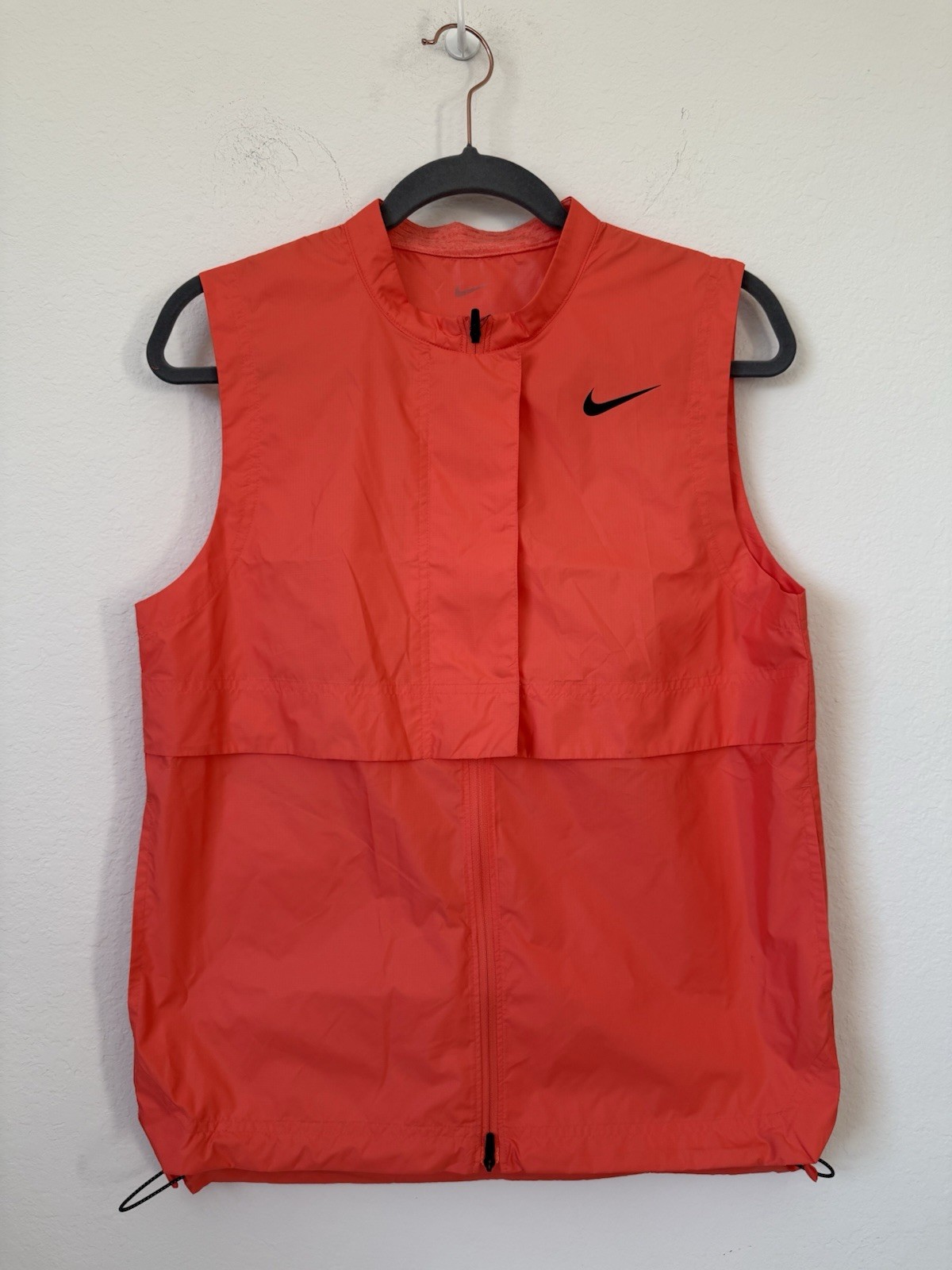 Nike Tour Repel Womens Small Water-Repellent Orange Golf Vest DX6085-643 NWT thumbnail 2