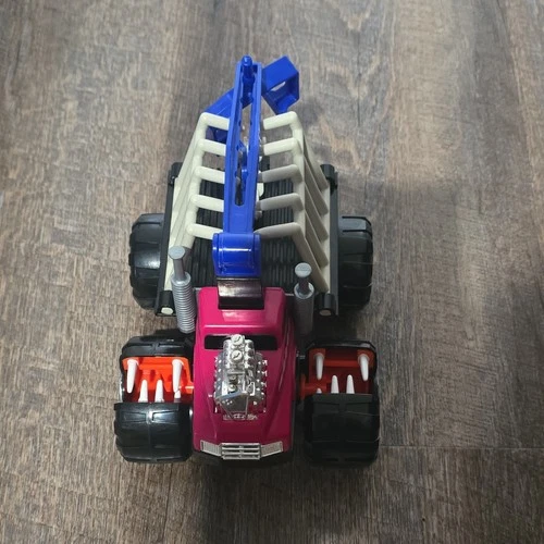 Vintage Hot Wheels Attack Pack Big Bones Monster Truck Mattel 1992