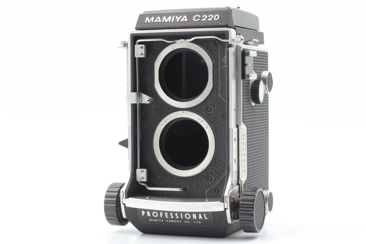 日*9様 MAMIYA C220 PROFESSIONAL Almost MINT] Mamiya C220 Professional TLR Film Camera Body