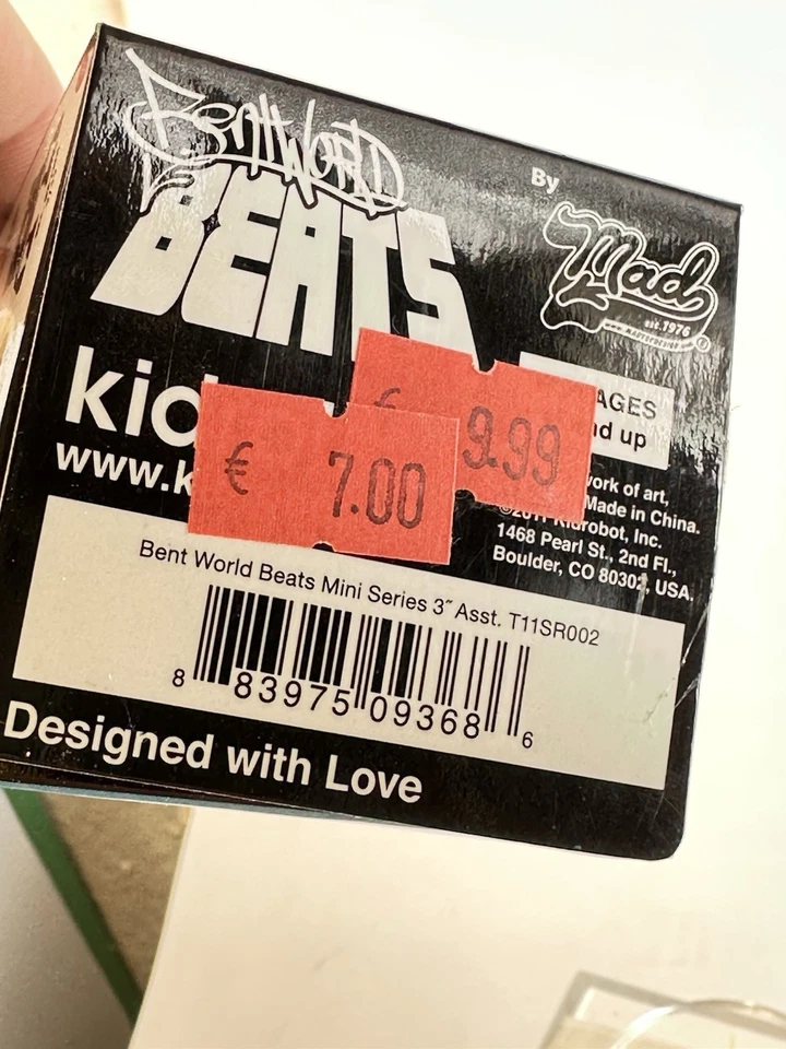 Kidrobot MAD Band Word Beats Figur Studio Series Designer Art Toy Vinyl Action - Bild 2 von 4