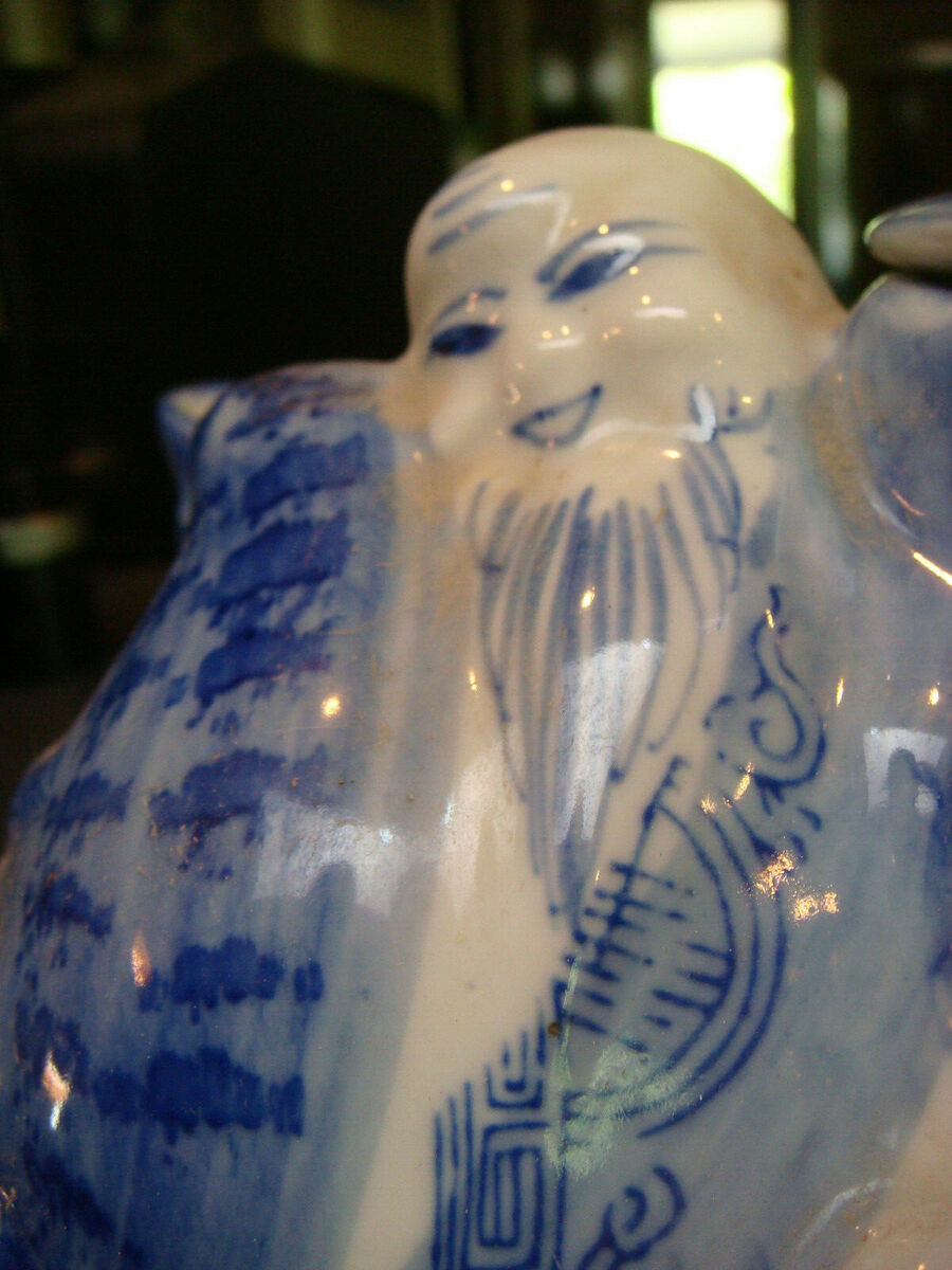 VINTAGE HAND-PAINTED CERAMIC BLUE/WHITE HAPPY CHINAMAN VINTAGE HAND-PAINTED CERAMIC BLUE/WHITE HAPPY CHINAMAN