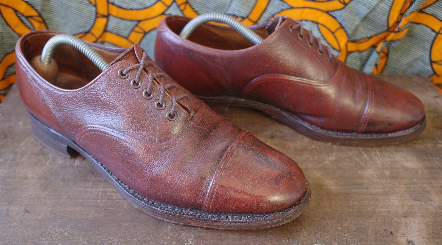 SANDERS & SANDERS ‘RUSHDEN’ OXFORD OFFICERS CAP TOE VINTAGE BROWN MENS