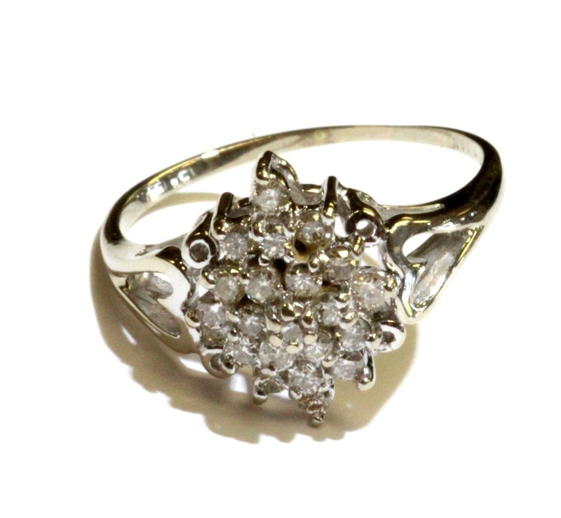 14k white gold .42ct SI2 I1 I diamond cluster ring 3.3g ladies unique size 7.5