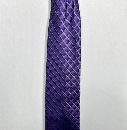 Kenneth Cole Reaction Men’s Neck Tie 3 ¼” Purple 100% Silk Geometric Pattern - Picture 2 of 12