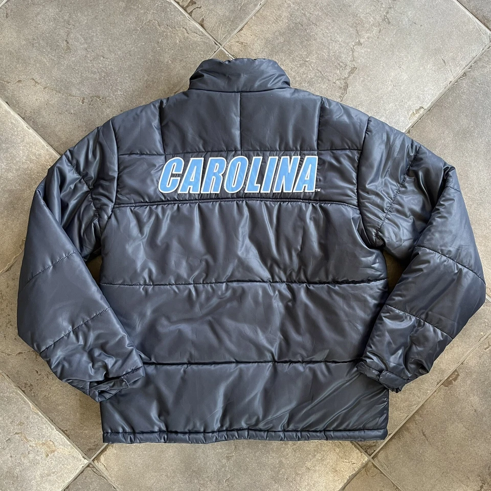 Carolina del Norte Tacones Alquitranados UNC Plumón Chaqueta Para Hombres 2XL Coliseo Dos Caras Foto 2 de 4
