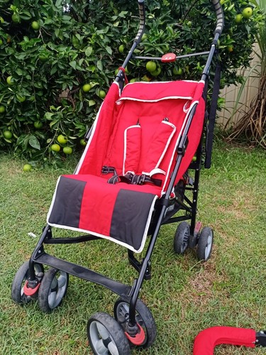 Pram stroller buggy with shade roof and handle bar - Picture 14 of 19