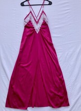 Fuchsia and White Lace Nightgown Front Split Size Medium Coquette Barbiecore