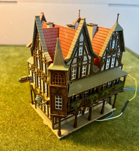 Vollmer H0 19590 casa antigua con tienda casa gremial con arbusto línea libre antigua | Zustand: Gebraucht