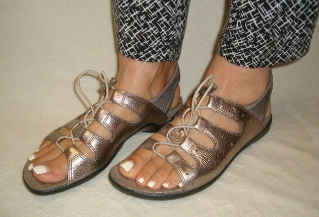 ecco jab toggle sandal