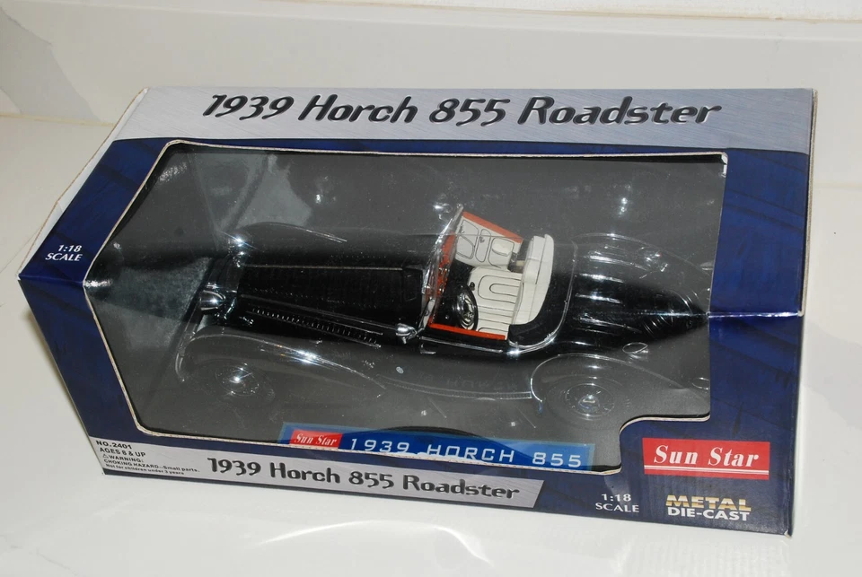 1:18 Sunstar 1939 Horch 855 Roadster Black Model 2401 - Image 2 of 4