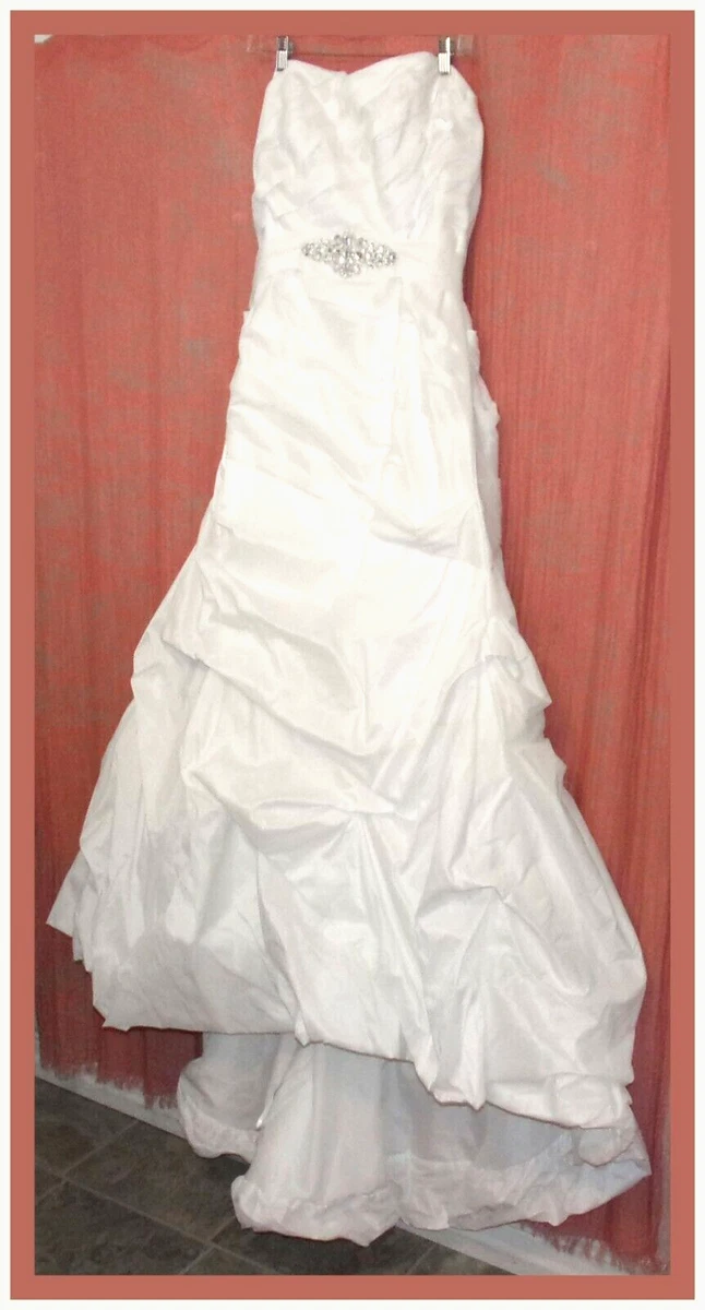 Brand New Never Worn David s Bridal Ivory Taffeta Wedding Dress Size 18W