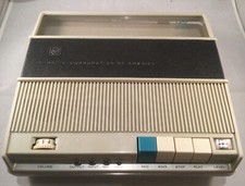 Rca Vintage Solid State Portable Reel To Reel Recorder With Box Of Accessories