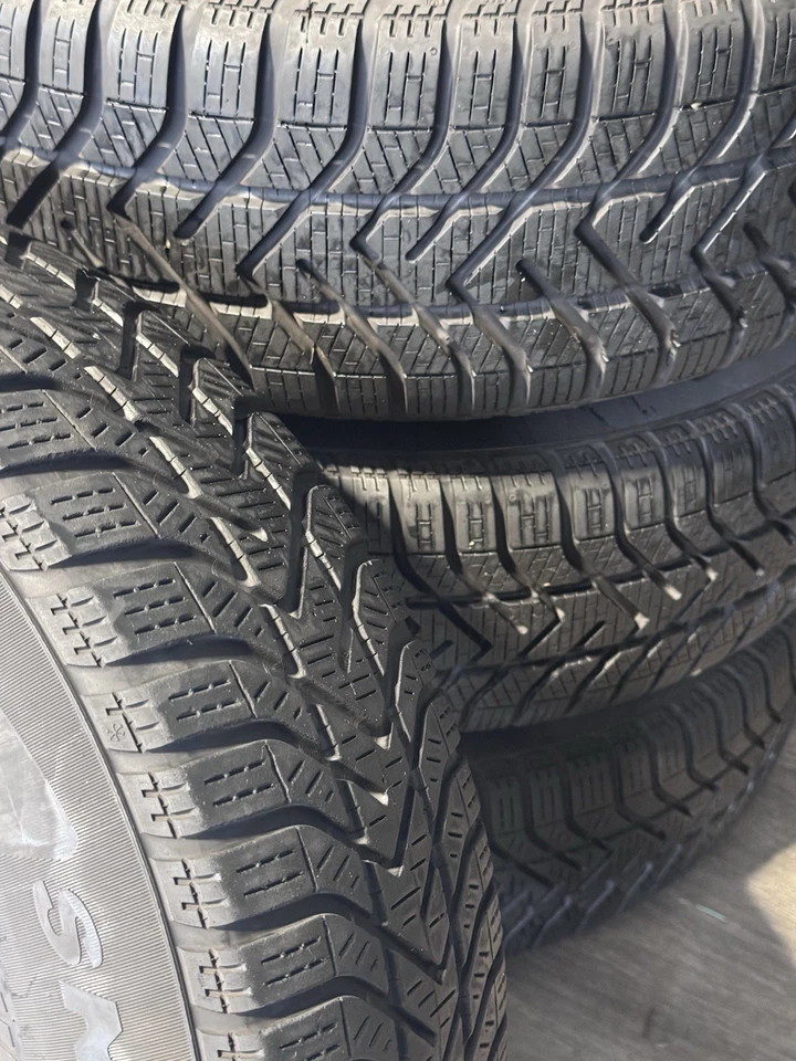 Original Mini F54 Clubmann 16 Zoll Winter Revolite Spoke Styling 517. - Bild 2 von 4