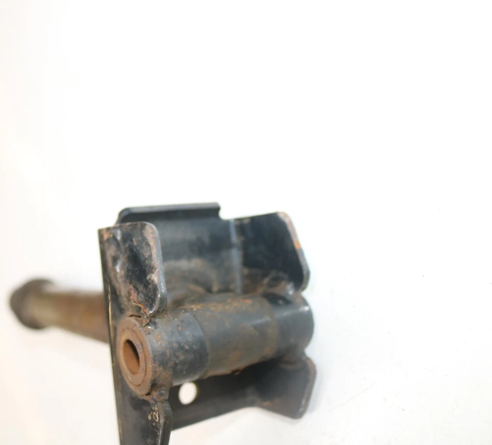 2001 Ski-doo Mxz 500 Fan 500f Rer Front Steering Arm Spindle Knuckle - Image 2 of 4