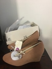 BRAND NEW WOMEN'S SIZE 5.5 A NEW DAY FAUX SUEDE TAN WEDGE HEELS NEW IN BOX 