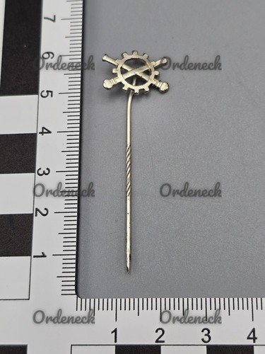 EARLY GERMAN ARMY - TROOP TYPE BADGE PIN - REPAIR FORCE - Picture 5 of 7